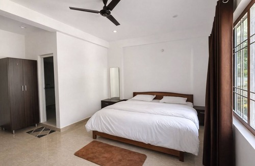 Bhimtal Hotel | Luxury Hotel Lake Darshan Bhimtal