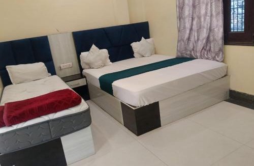 Mughal Sarai House | Luxury Stay Paying Guest House