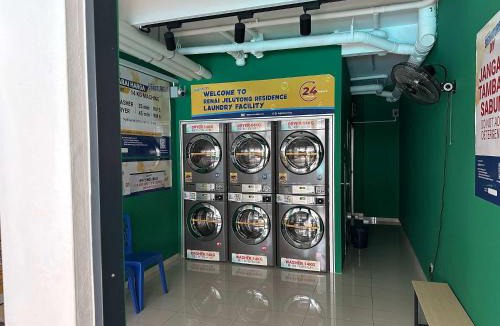 Bukit Jelutong Apartment | Luxury Suite Shah Alam - Pool - High-Speed Wifi - Near i-City