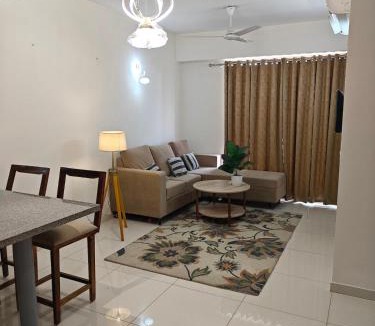 Jaypee Greens Apartment | Luxury Suites Pari Chowk Expo Mart Jaypee Greens