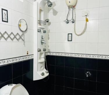 Thiruvananthapuram Apartment | LUXUS INN JA - Starlight Rooms
