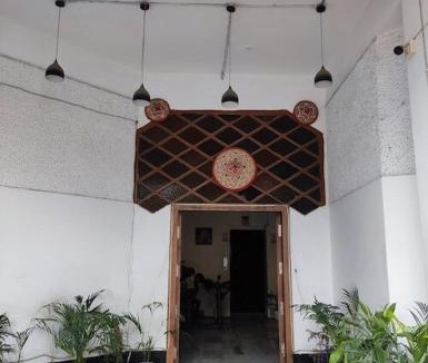 Paltan Bazaar House | M D Guest House