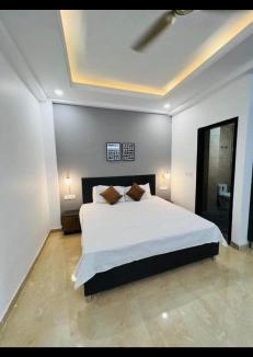 DLF Phase 3 Apartment | M&M Studio