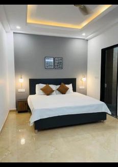 DLF Phase 3 Apartment | M&M Studio