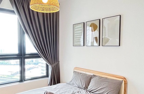 Taman Pertama Apartment | M Vertica 3BR Apt Near Sunway Velocity, Parking