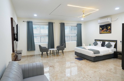 Manikonda Hotel | Madhura Banquet Halls & Luxury Rooms