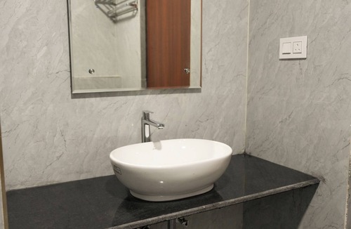 Manikonda Hotel | Madhura Luxury Hotel, Gachibowli near Hitech City