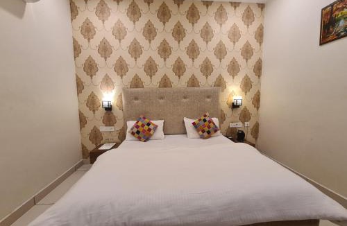 Kaithal Bed & Breakfast | Mahadev Residency