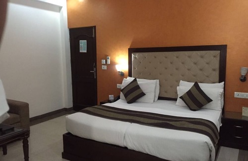 Faridabad Hotel | Mahalakshmi Palace hotel