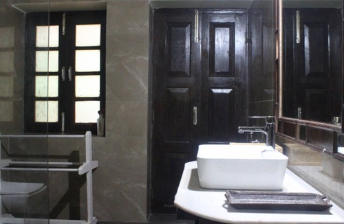 Tala Hotel | Maharaja Kothi Resort Bandhavgarh