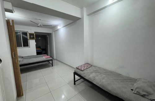 Kolhapur Hotel | Mahayaatri Niwas