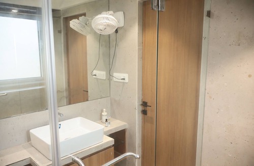 Mumbai Hotel | MAHUAA BUNGLOW