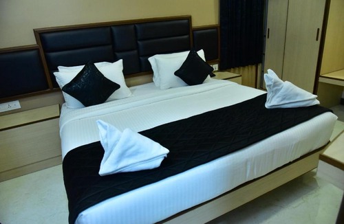 KK Nagar Hotel | Majestic Lakeview Madurai