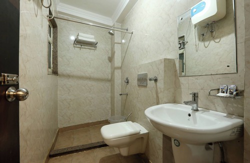 Mahipalpur Extension Hotel | Majestic Park B & B