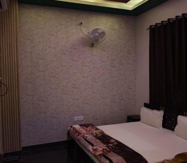 Sagar Hotel | Malti palace