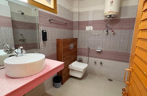 Vashist Hotel | Manalsu View