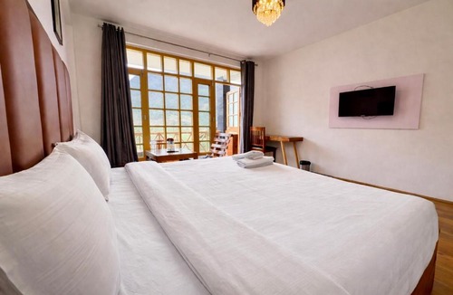 Vashist Hotel | Manalsu View