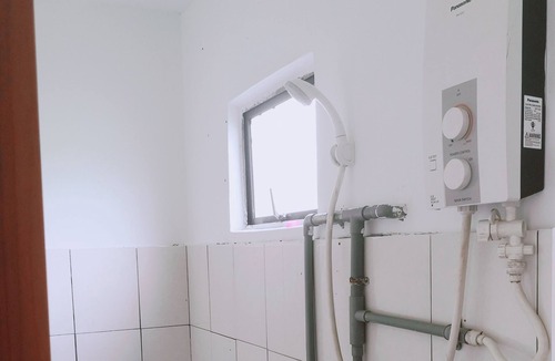 Sungai Rengit House | Maness Guesthouse & Homestay
