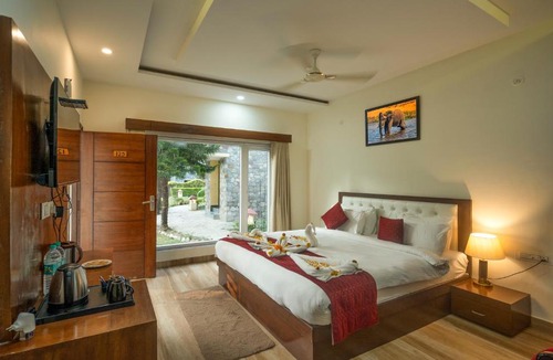 Mohaan Hotel | Mango Bloom River Resort By Excel Hotels & Resorts