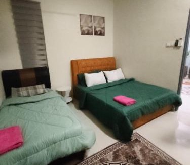 Paka House | Manja Homestay, Paka
