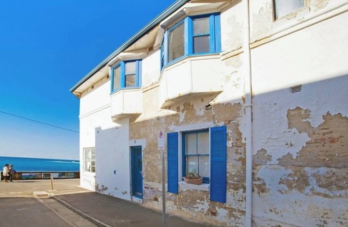 Manly Apartment | Manly Beach Studio + Parking Option