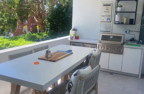 Manly Vale Apartment | Manly Coast ground floor modern 2 bedder