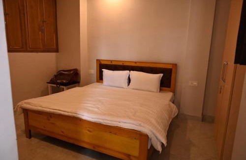 Almora Hotel | Mansarovar Heritage Inn
