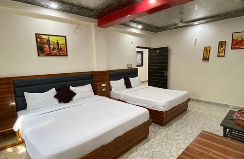 Taj Ganj Hotel | Mansarover Muskan
