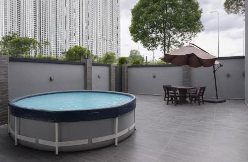 Kempas House | Marble Haven Villa JB KARAOKE 14PAX by Our Stay