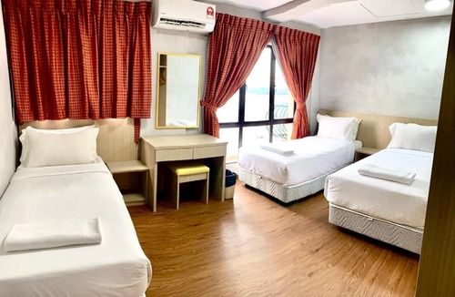 Downtown Kota Kinabalu Apartment | Marina Court Duplex Penthouse - by Promenade Service Apartments