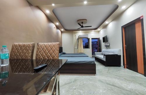 Kolkata Apartment | Massive 3BHK Serviced Apt for Big Groups & Family