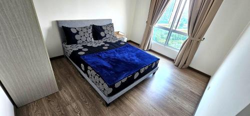 Kajang House | Master Room with Private Bath at Kajang