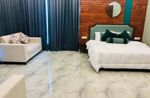 Bullawala Hotel | Mastiff Citadel RC