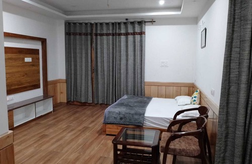 Bhuntar Hotel | Mathan View Homestay