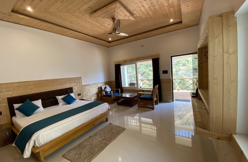 Dunda Hotel | Maulyar Forest Resort
