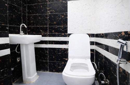 Lajpat Nagar Hotel | Mauryan Express Hotel Lajpat Nagar