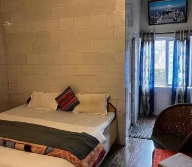 Chopta Hotel | Mayadeep Resort and Hostels