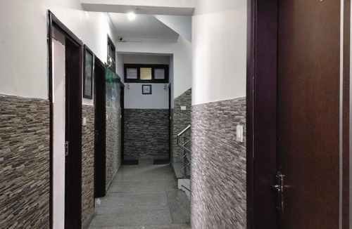 Dharamshala Hotel | McLeod Ganj Best hotel Royal india #Cheapest hotel #Mountain View# Near Dalai Lama temple 100m