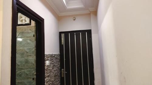 Bhagsu Nag Apartment | Mcleodganj Mountain View Royal india-cheapest hotel in McLeod Ganj- Near Dalai Lama temple 100m-best hotel on Temple Road!