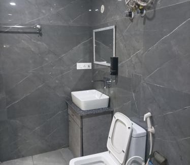Noida Bed & Breakfast | Meera Eternity Couple Friendly By RESTIN