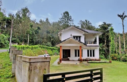 Vastare Villa | Meera Homestay - 4BH Full Villa, Estate, Balcony, Home Food