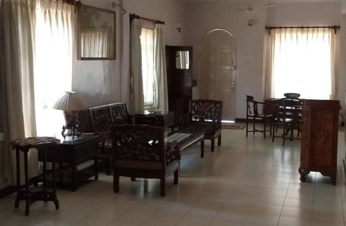 NIO Colony House | Meeting Point - Goa Holiday Home - Unit 4