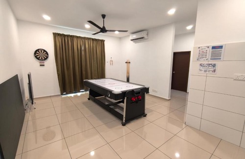 Tengkera Pantai Dua Villa | Melaka Hideaway 24-48pax, KTV, BBQ, Arcade Games, Pool, 10min to JONKER WALK, KLEBANG BEACH