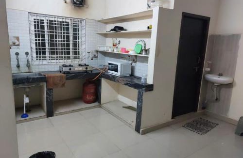 Serilingampally House | Melody Rooms in a Shared Flat, Apartment