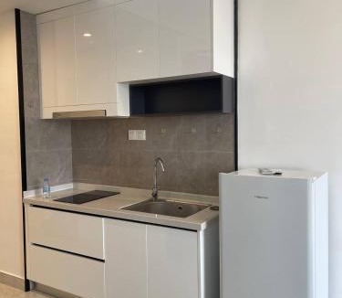Imbi Apartment | Melur bin Latipah