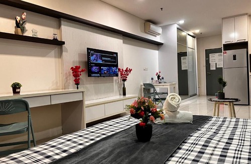 Kuala Lumpur City Centre Apartment | Mercu Summer Suites KLCC Residence