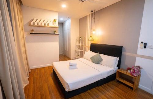 Kuala Lumpur City Centre Apartment | Mercu Summer Suites Klcc by Lumi Homes