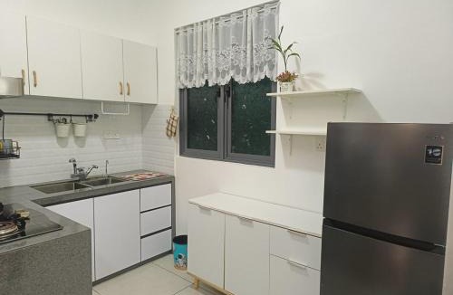 Kampung Masjid Timah Apartment | Meritus