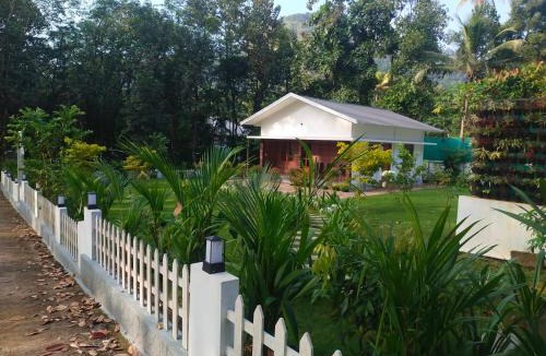 Thattekkad House | Merlys Fruit Garden