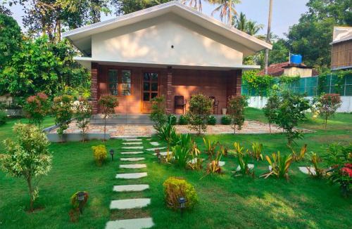 Thattekkad House | Merlys Fruit Garden